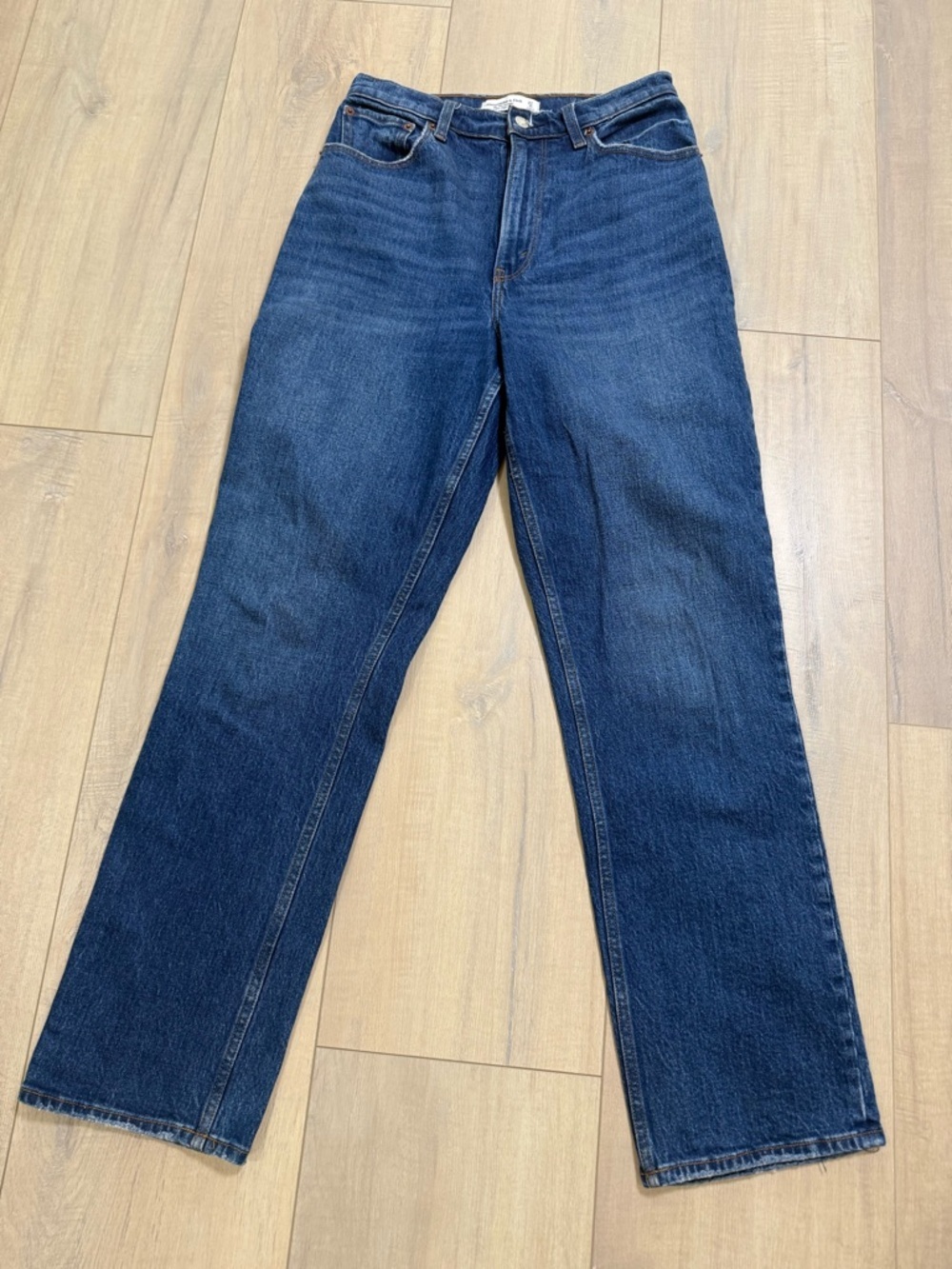 Abercrombie & Fitch Light Blue High-Rise 90s Straight Jeans